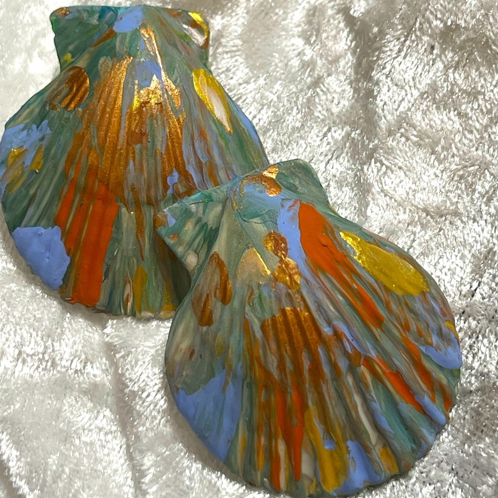 “Rainy days” Handpainted seashell earrings